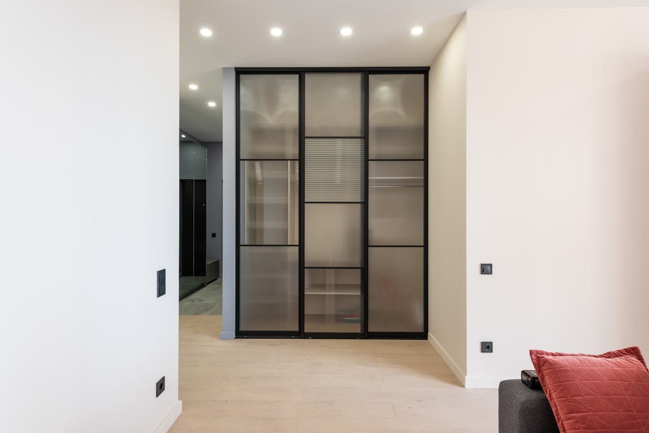 Decorative Glass Walls